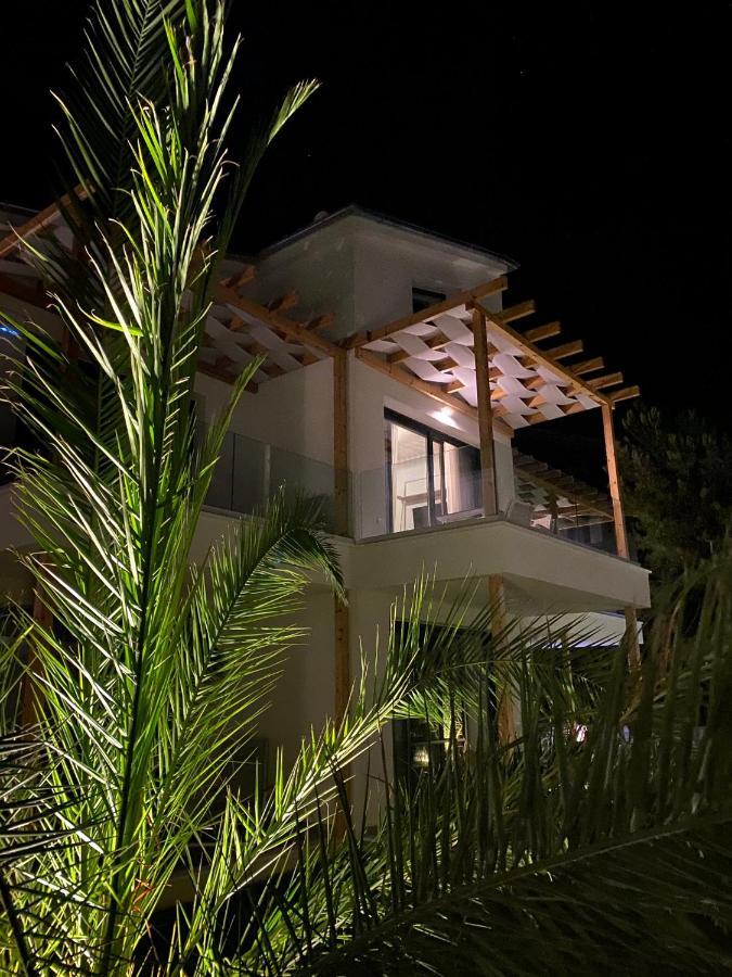 Nisea Beach Apartments Принос Екстериор снимка