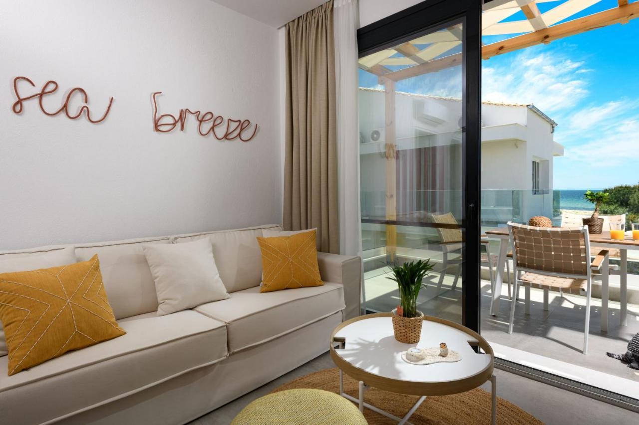 Nisea Beach Apartments Принос Екстериор снимка