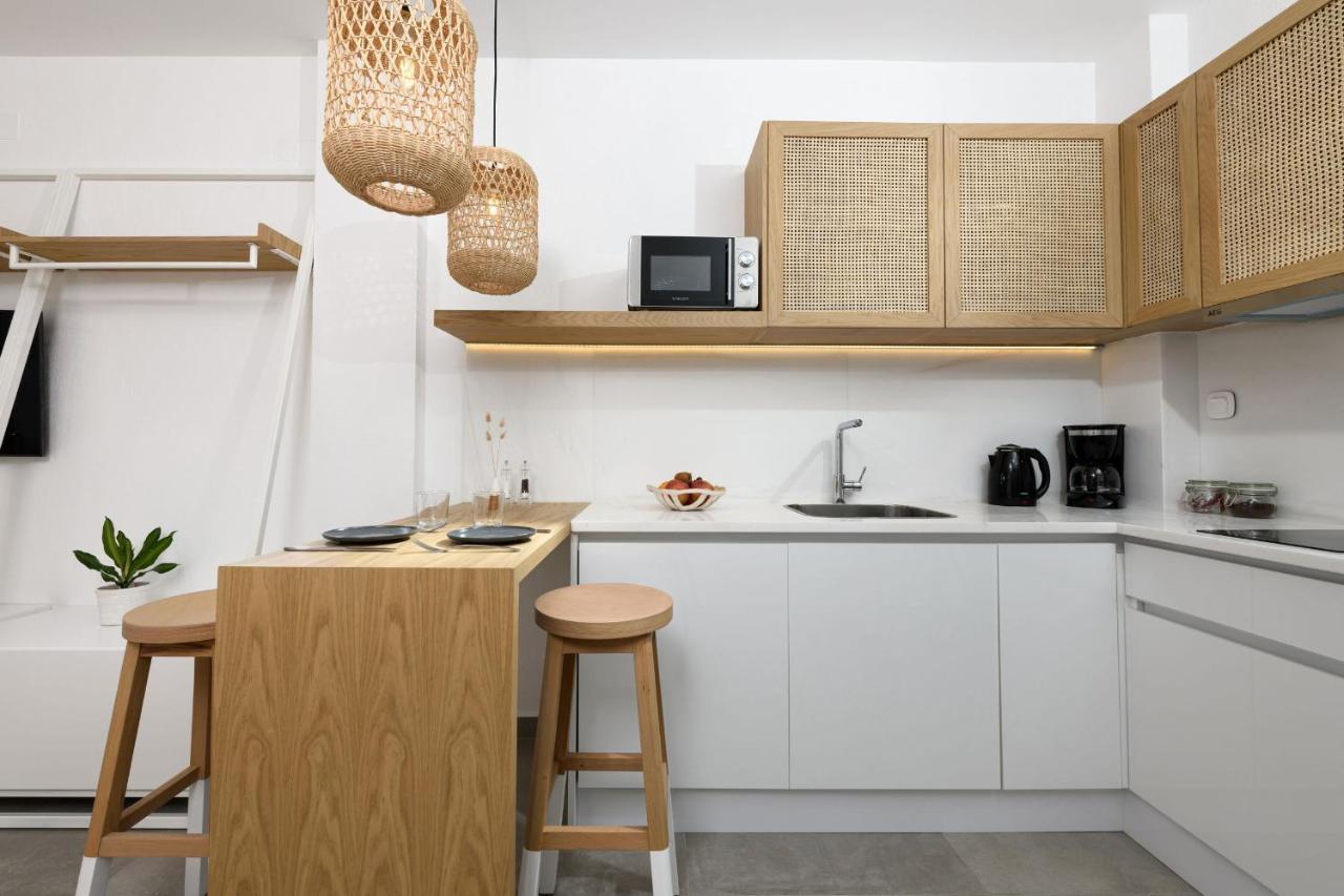 Nisea Beach Apartments Принос Екстериор снимка