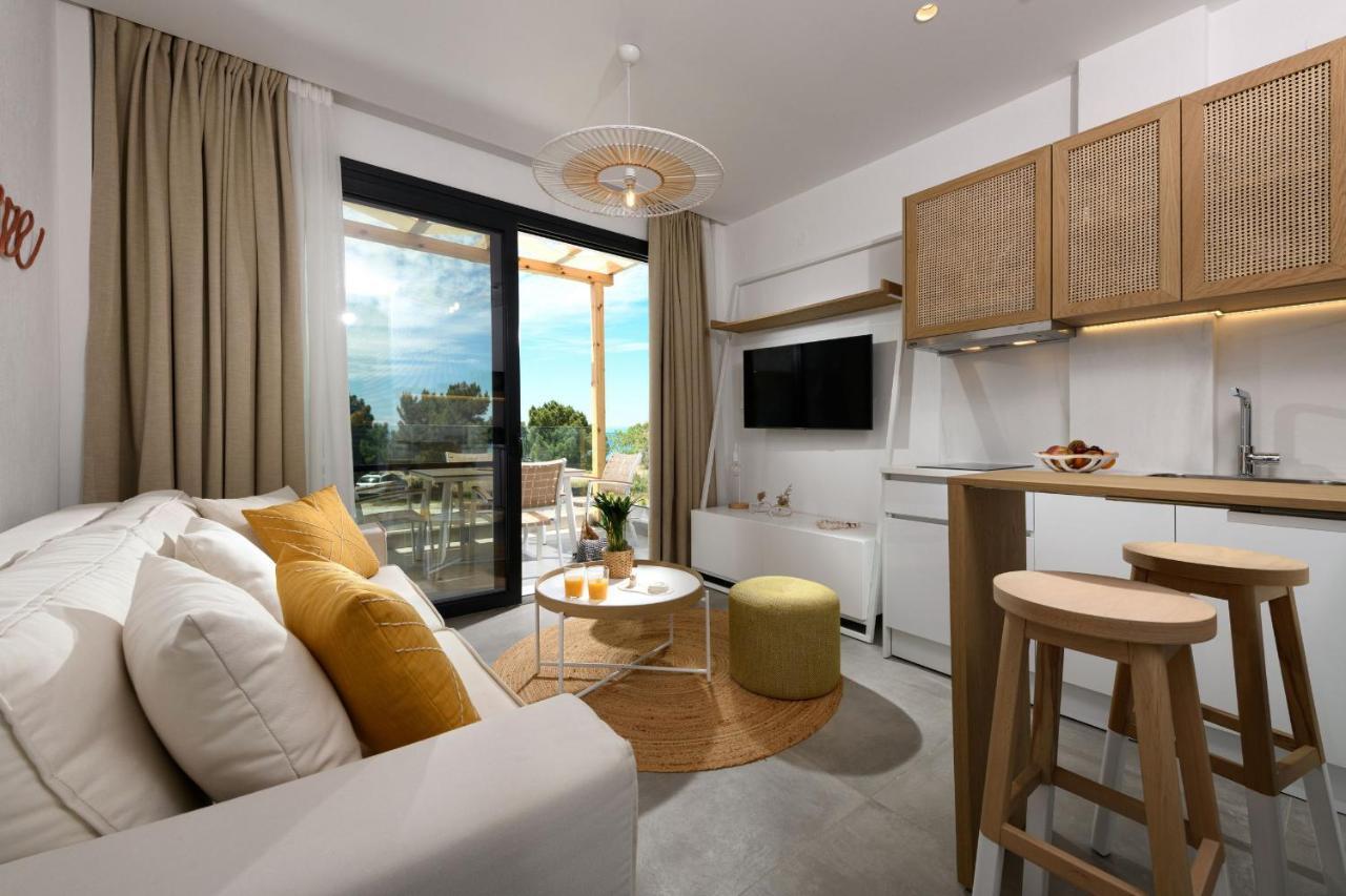 Nisea Beach Apartments Принос Екстериор снимка